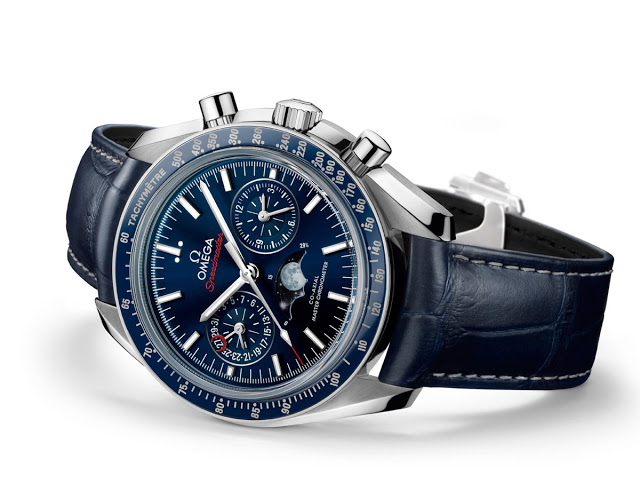 Omega-Speedmaster-Moonphase_304.33.44.52.03-fake-watches
