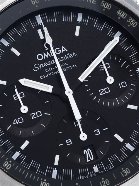 The large replica Omega Speedmaster Mark II 327.10.43.50.01.001 watches have black dials.
