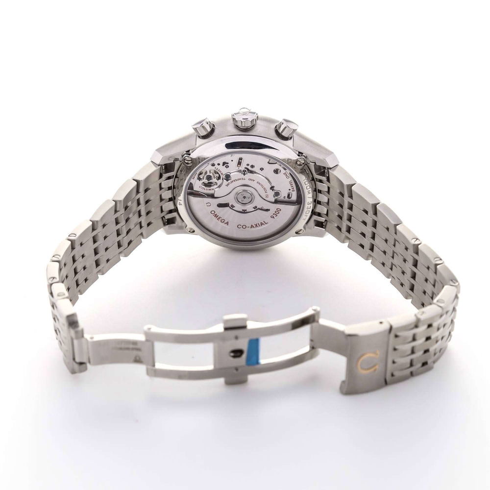 The well-designed replica Omega De Ville 431.10.42.51.02.001 watches have transparent sapphire backs.